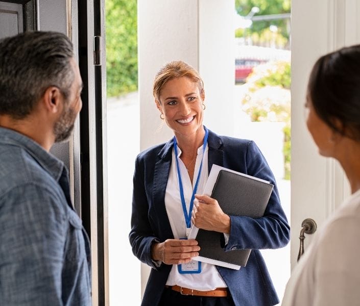 D2D B2B Sales Person 705×600