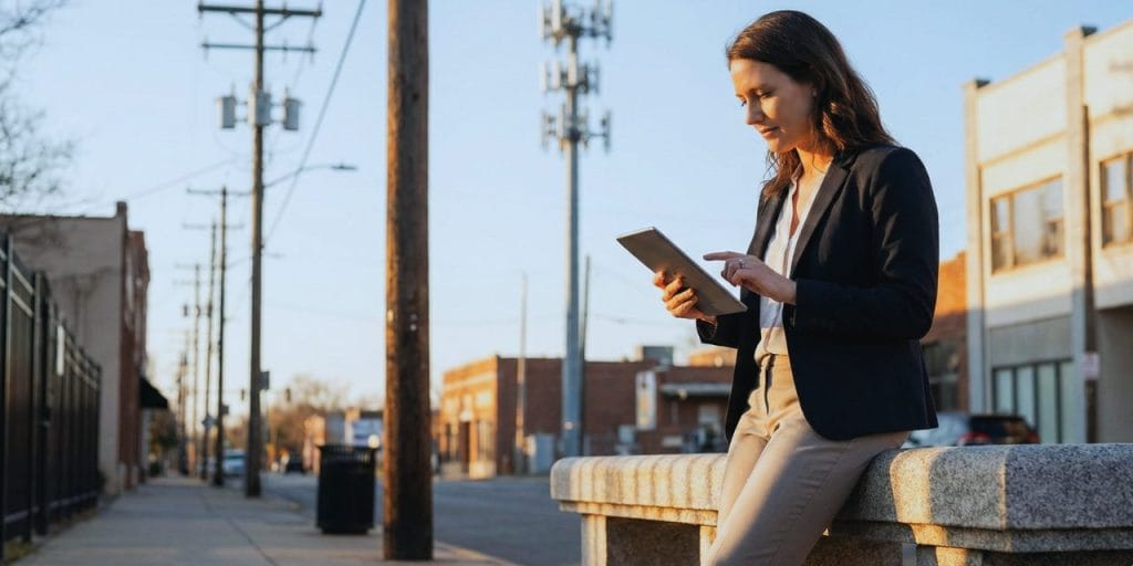 How to Get Qualified B2B Telecom Sales Leads